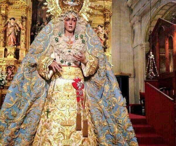 SAYA-ANIVERSARIO-CORONACION-ESPERANZA-MACARENA-600×500